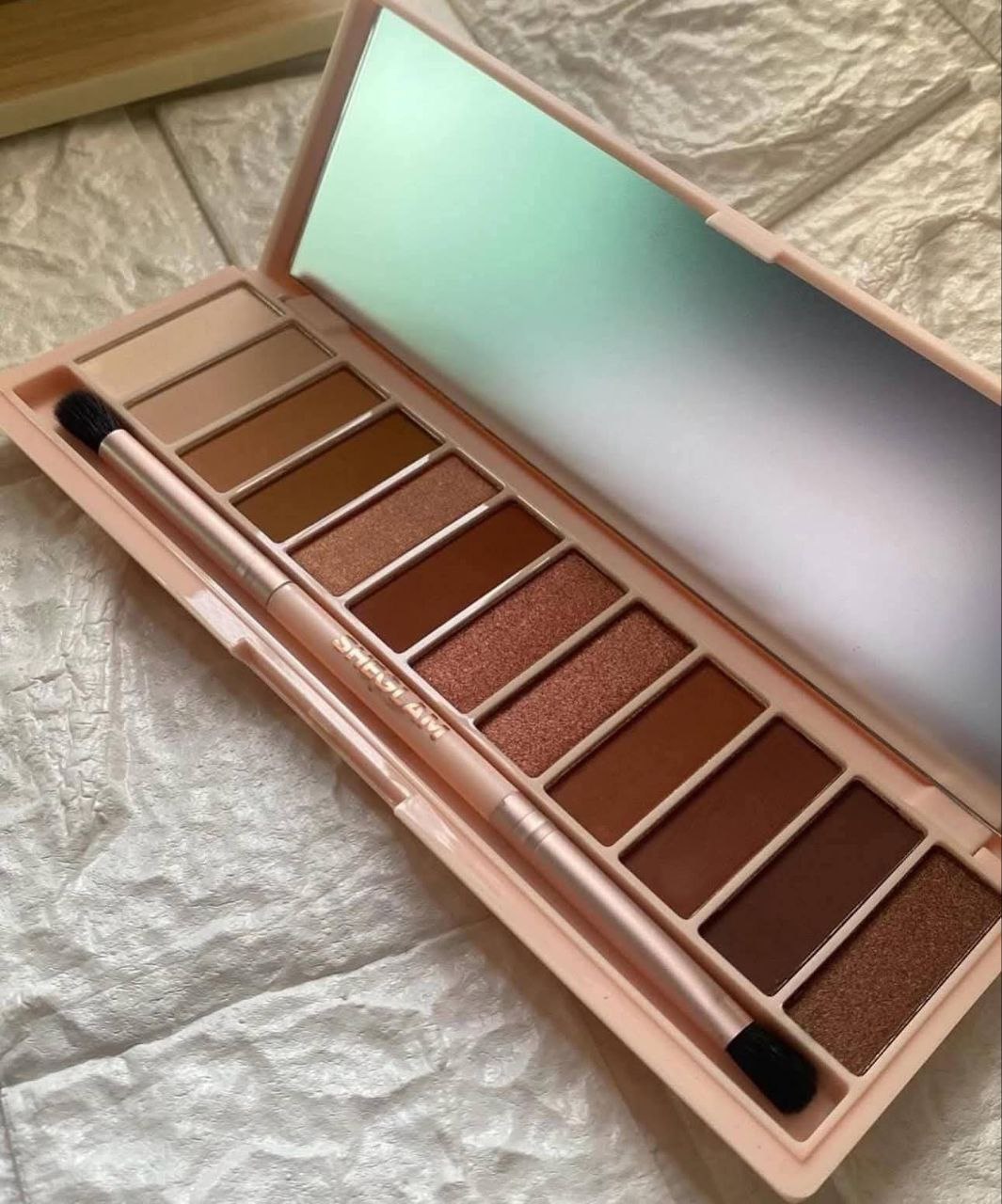 SHEGLAM burgundy palette