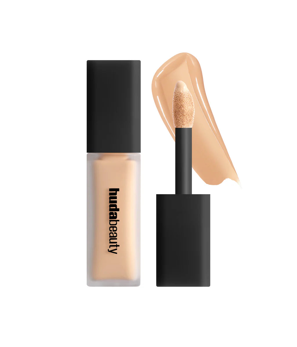 Huda Beauty Faux Filter Concealer