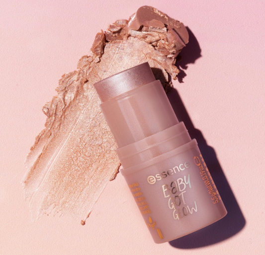 essence BABY GOT GLOW highlighter stick