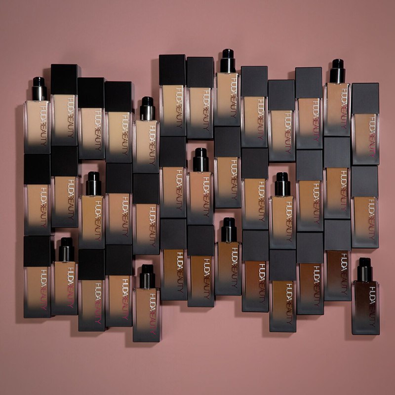 HUDA BEAUTY FAUXFILTER LUMINOUS MATTE FOUNDATION